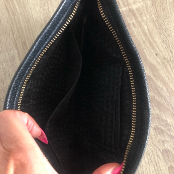Black leather Kate Spade Clutch - Picture 3 of 3
